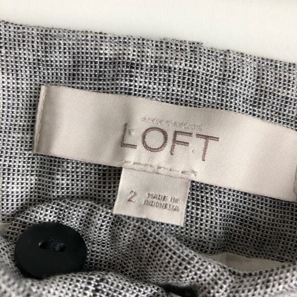 LOFT Ann Taylor lined a-line mini skirt back slit - Picture 3 of 6